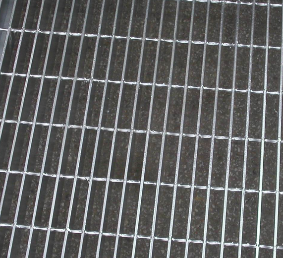 Conventional grating