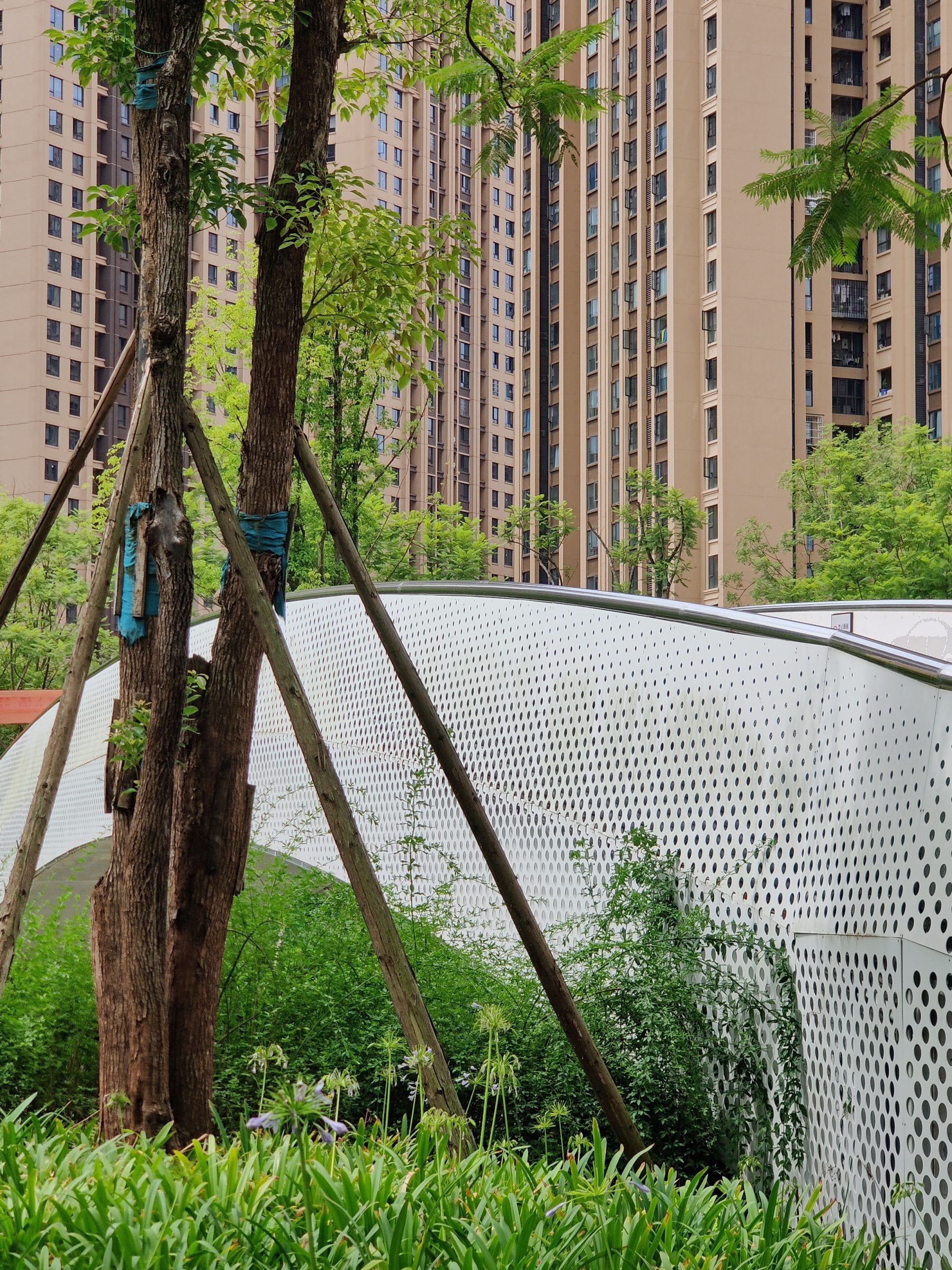 Bridge made of perforated panel